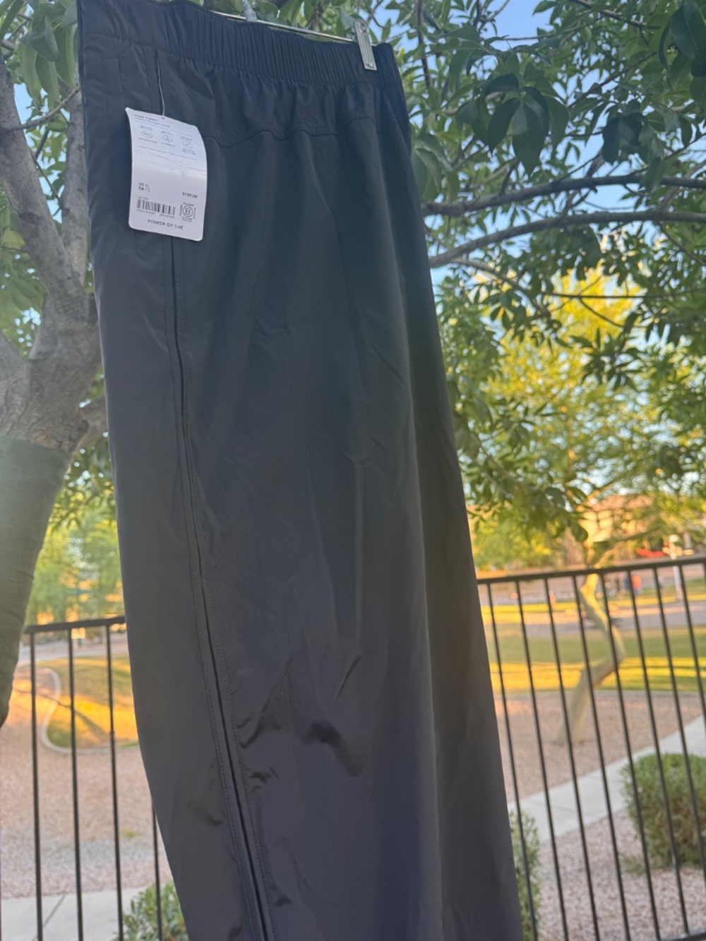 ATHLETA RISE PANT/PANTALON RISE BLACK JOGGER PANTS IN SIZE XL NWT - Picture 4 of 13